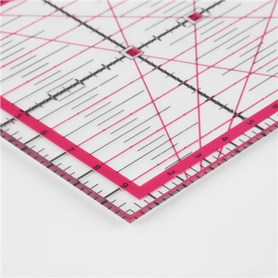Линейка для квилтинга и пэчворка, 45 × 10 см, толщина 3 мм, цвет прозрачный/розовый