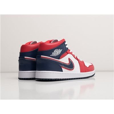 Кроссовки Nike Air Jordan 1 Mid