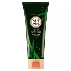 Пенка для лица очищающая с экстрактом алоэ вера Green Mild Cleansing Foam, DAENG GI MEO RI, 120 г