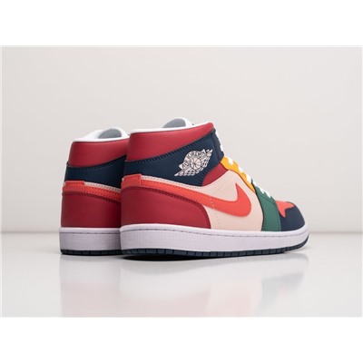 Кроссовки Nike Air Jordan 1 Mid