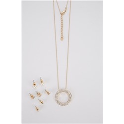 Pendant Necklace And Set Of 4 Studded Earrings Set
